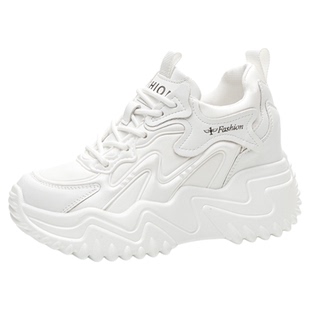 超轻皮面休闲运动鞋女内增高8cm软底老爹鞋2026春季新款防滑女鞋