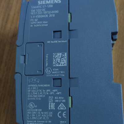 议价全新S71200PLC模块SM1222DC维修