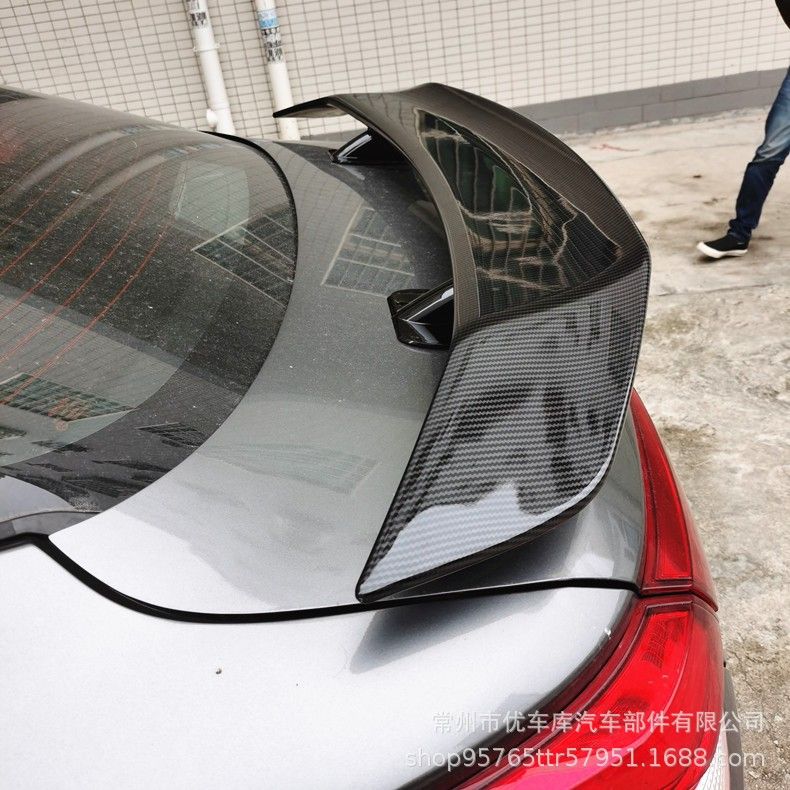 汽车通用尾翼免打孔三厢车通用跑车尾翼定风翼汽车改装尾翼