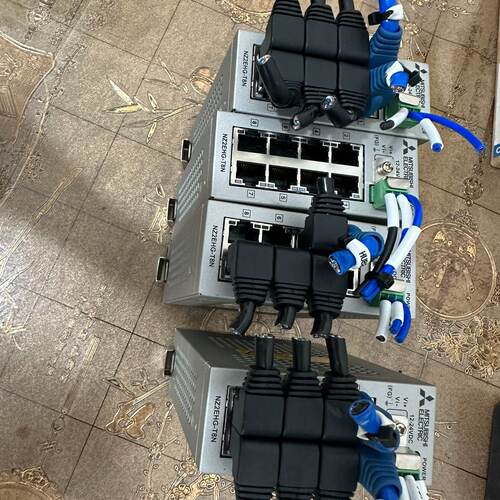 询价-NZ2EHG-T8N 货 95新  实物图