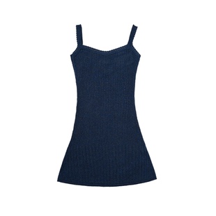 不等式2025夏季新款时尚百搭修身深v露背吊带背心女纯欲风连衣裙