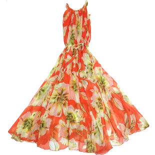 新款吊带碎花雪纺连衣裙大码长款波西米亚度假沙滩裙挂脖长裙