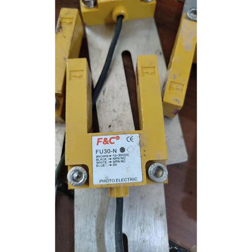 议价拆机嘉准FU30N光电传感器槽型光电开关图片实物维修