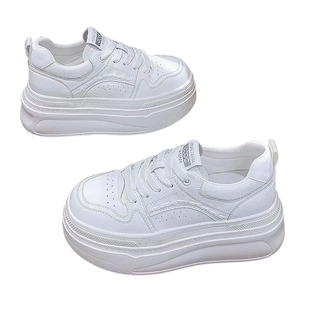 厚底小白鞋女2026春季新款潮流休闲轻便单鞋百搭巨好看的增高板鞋