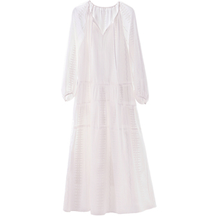 刺绣连衣裙超好看春夏秋新款白色大摆海边度假高级气质中长裙女装