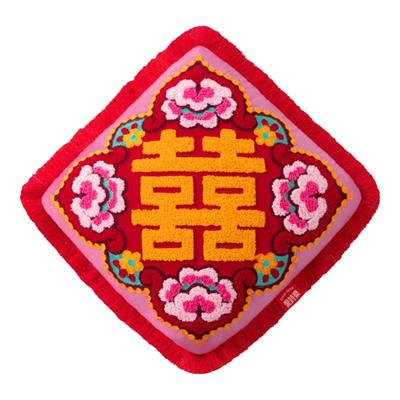 喜庆复古刺绣抱枕婚房装饰好物