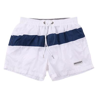 三分短裤游泳海边度假