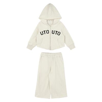 utouto字母连帽外套+纯色休闲裤