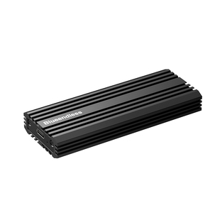 m.2固态硬盘盒子20Gbps移动m2外接盒usb3.2铝合金NVMe兼容雷电3/4