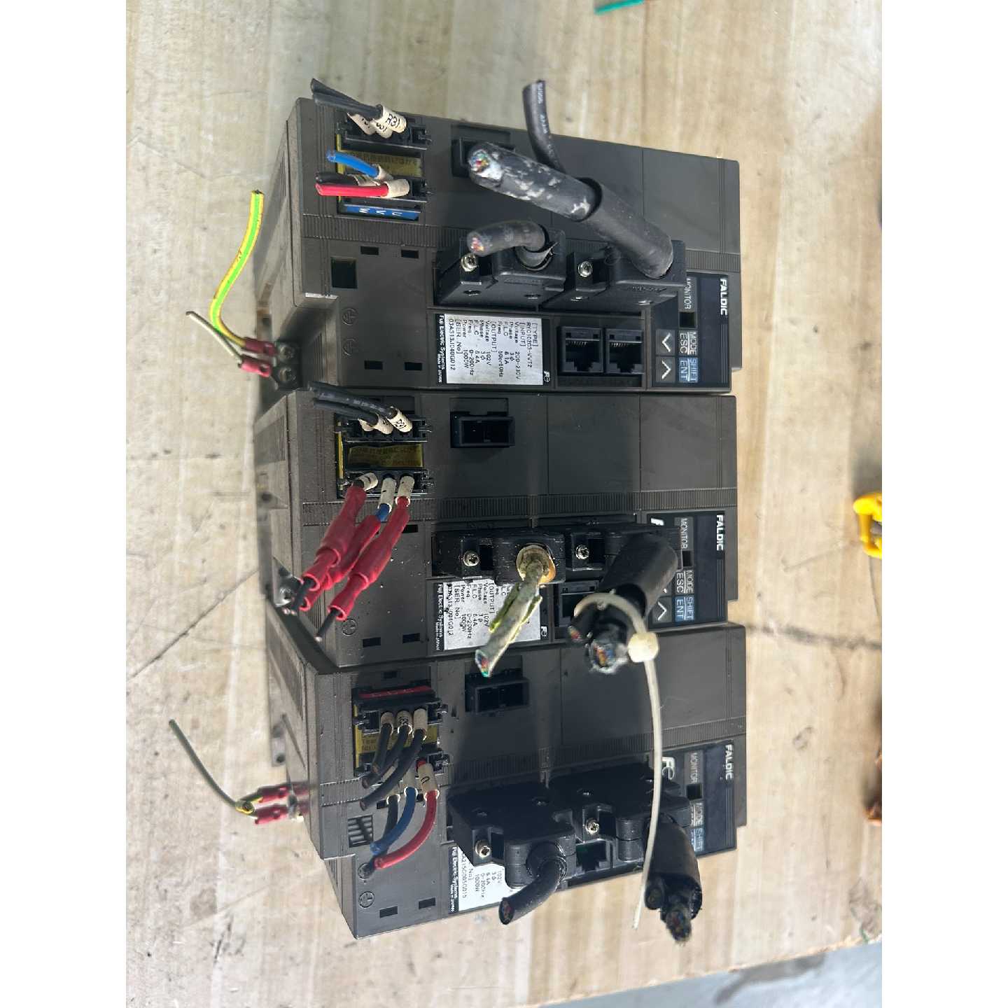 议价富士1KW伺服驱动器RYC102C3-VVT2,拆机无修,成