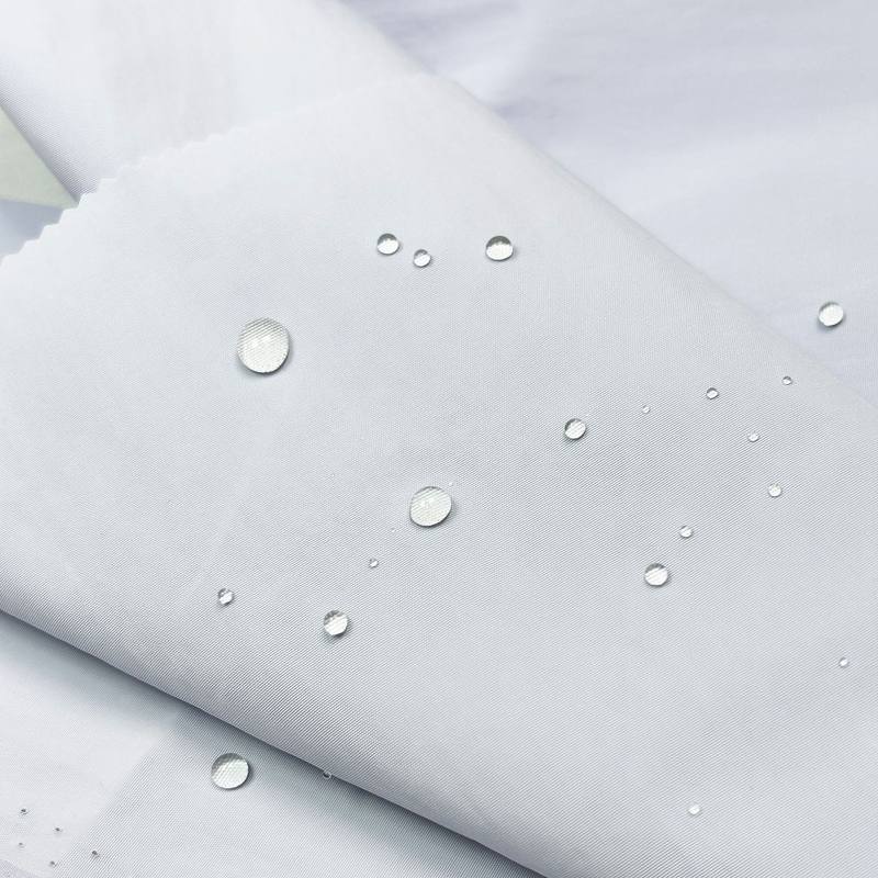 新品现货90g亚光三面料户外防水防油防羽绒服尼龙冲锋衣棉衣布料