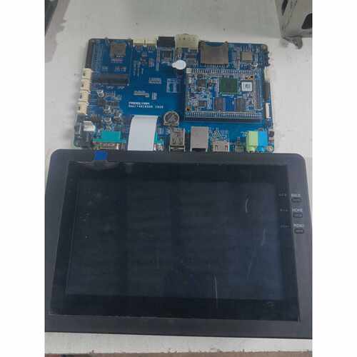 非标价拆机友善之臂开发板Smart4418SDK和显示器一个议价