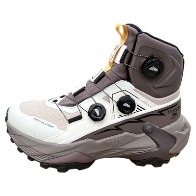 高端情侣款防水徒步越野登山鞋