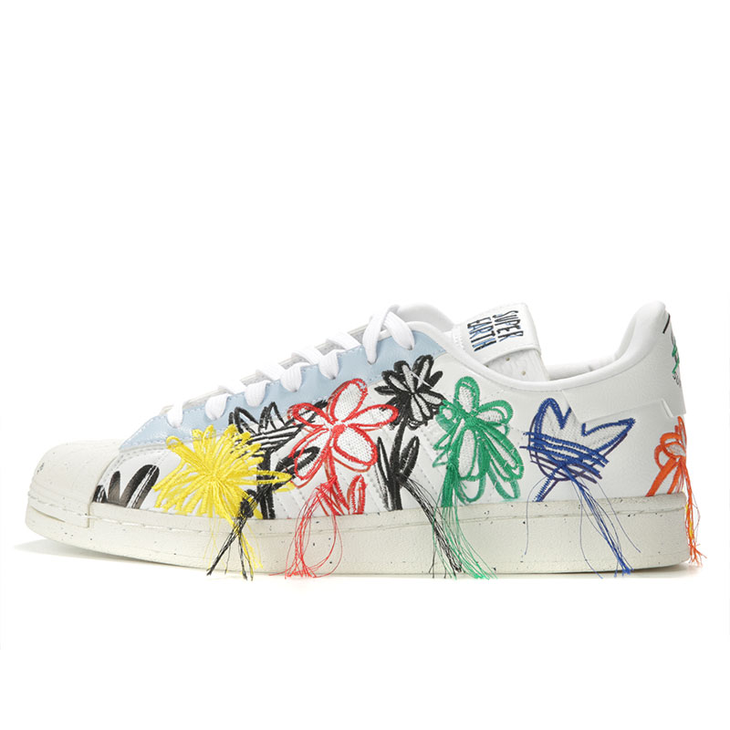 Adidas/阿迪达斯正品三叶草新款男子花朵刺绣贝壳头休闲鞋FZ4724