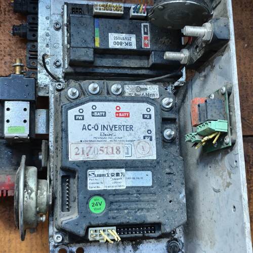 议价萨牌ZAPI AC-O INVERTER控制器 FZ2072维修
