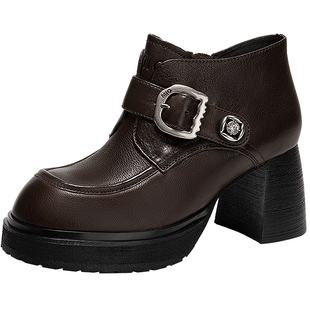 MIO米奥时装靴2025冬季新款粗跟圆头饰扣马丁靴复古增高短筒靴子