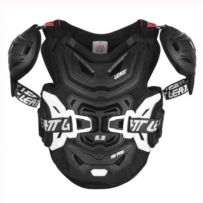 厚实可靠贴身防护面积硬壳护肋部