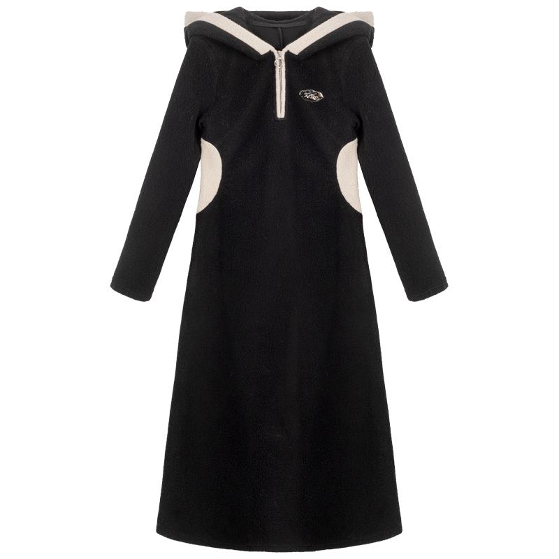 KEIKO 御姐风恶魔角连帽羊羔绒连衣裙秋季设计感拼色收腰显瘦长裙