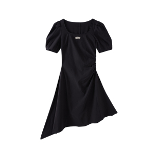 Jamor泡泡袖方领黑色连衣裙2026夏新款不规则主义穿搭山本风裙子