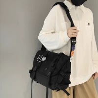 Черный большой значок