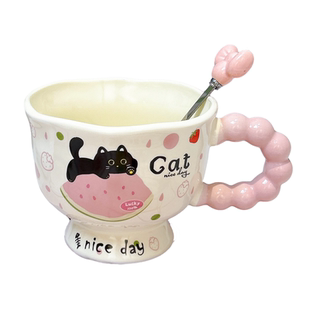 创意可爱家用水杯高脚杯马克杯卡通牛奶杯ins风高颜值陶瓷杯情侣