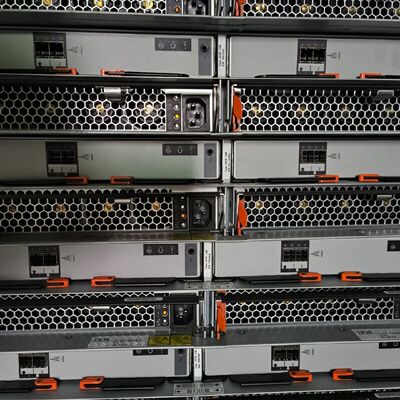 要询价---IBMV3700V3500V5000系列拓展柜24盘维修193