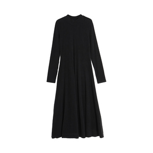 西町村屋连衣裙女冬季新款法式浪漫简约中高领大摆长裙AD8502009