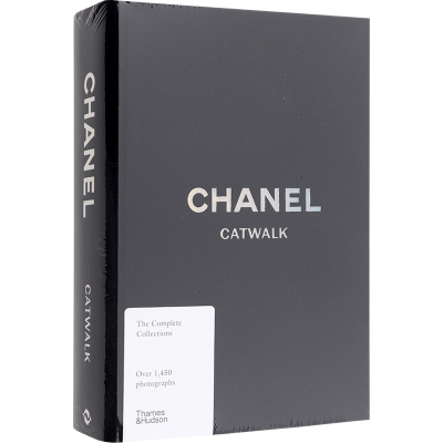 英文原版 Chanel Catwalk 香奈儿 T台秀 经典时尚服饰服装设计作品集 时尚艺术摄影作品 画册 画集 卡尔拉格斐 T&H