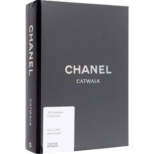 英文原版 Chanel Catwalk 香奈儿 T台秀 经典时尚服饰服装设计作品集 时尚艺术摄影作品 画册 画集 卡尔拉格斐 T&H