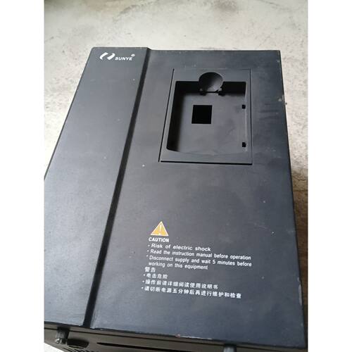 议价日业变频器HH5300G015T4维修