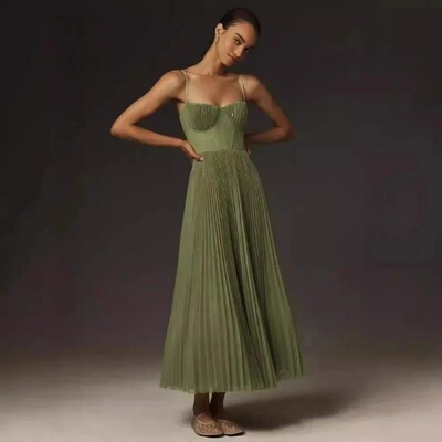 W 41867 Sexy Backs Deep V Evening Dress 性感深V晚礼服