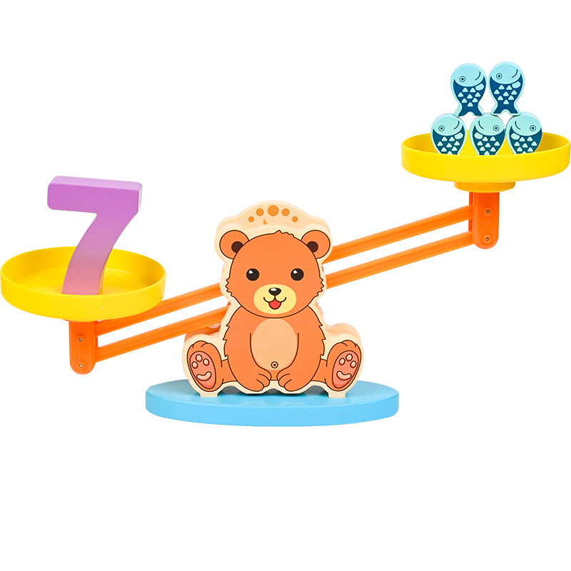 幼儿园蒙氏天平秤益智类教具儿童数学平衡称逻辑思维训练3岁6玩具