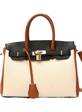 样板房间梳妆台衣柜道具软装饰品