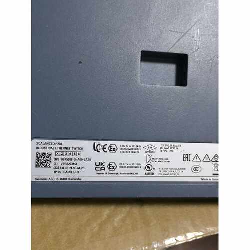 溢价-交换机6GK5208-0HA00-2AS6成色一般有划