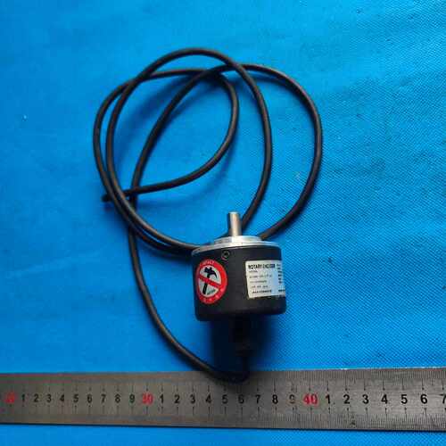 询价奥托尼克斯100线编码器E50S8-100-3-T-24，电