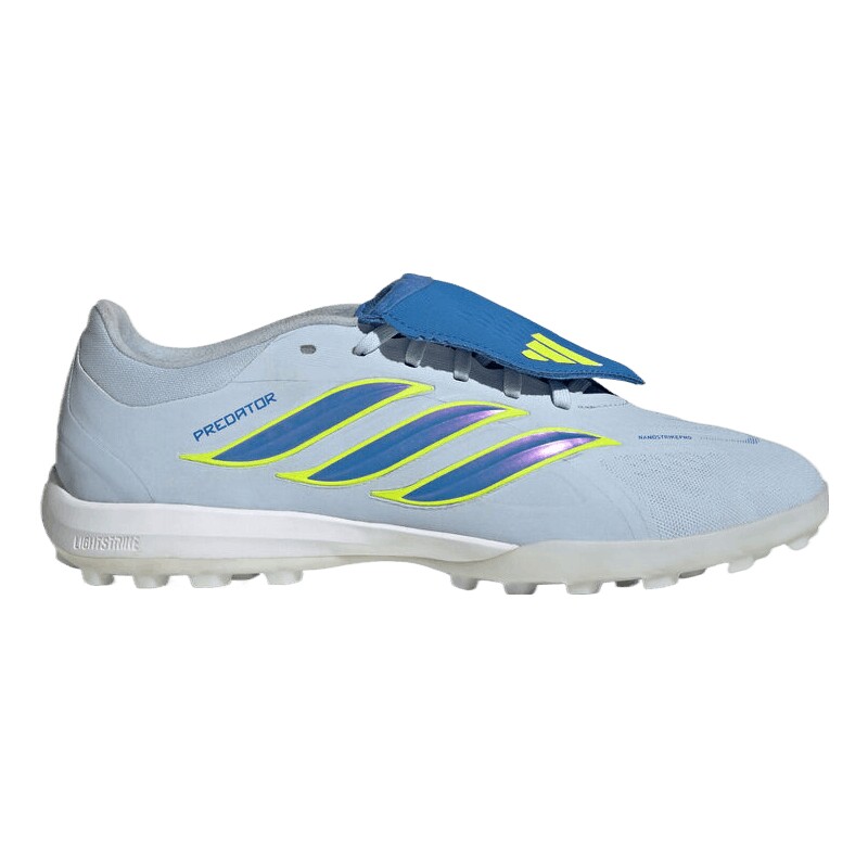 adidas阿迪达斯男女超轻人造草地/室外硬地碎钉足球鞋JR7862