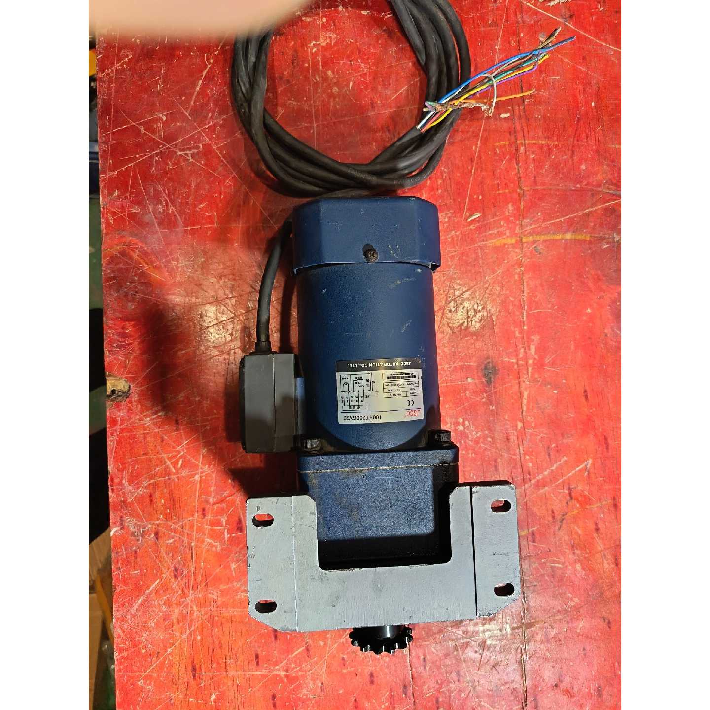 JSCC精研调速电机 100YT200GV22，200W，带