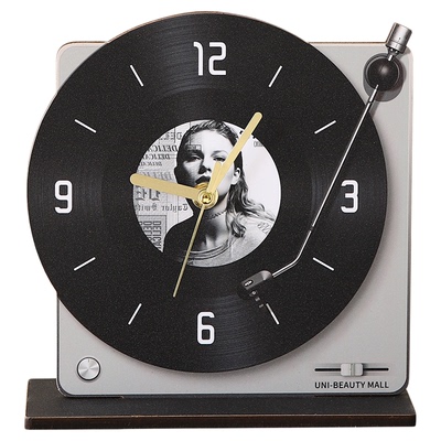 黑胶唱片桌面时钟摆台式轻奢高级感客厅家用座钟表摆放式2025新款