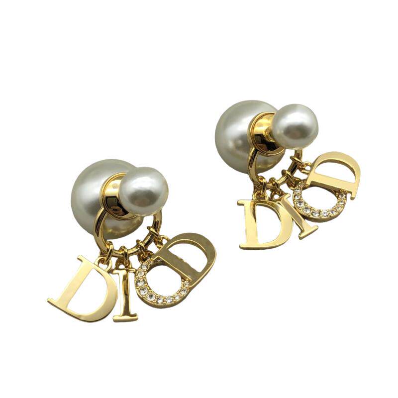 金色字母流苏珍珠耳夹