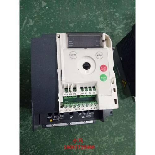 议价全新无包装 施耐德变频器 ATV30 2.2KW 380V ATV303HU22N4E