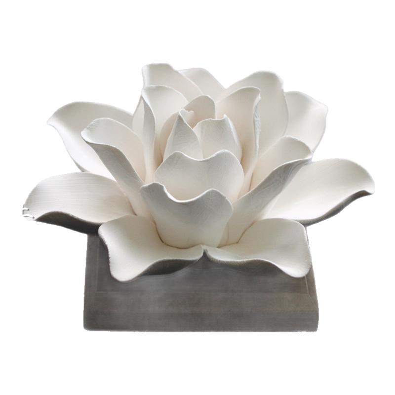 陶瓷莲花个性女神款网红饰品摆件