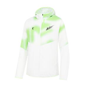 乔丹飞影绿跑步梭织薄外套男士2024春夏新款皮肤风衣专业马拉松