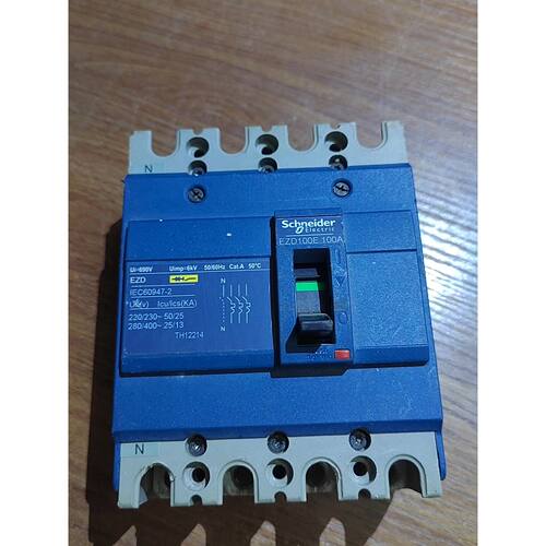 询价-塑壳断路器一个EZD100E100A4P可维修
