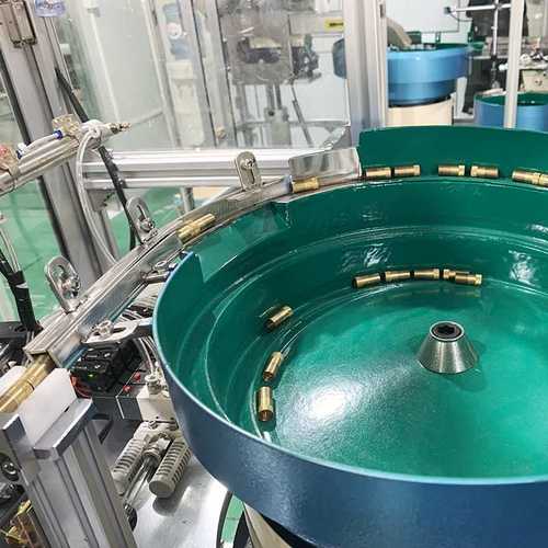 定制化注塑辅助上料机 注塑成型模内上料嵌件注塑辅助上料设备