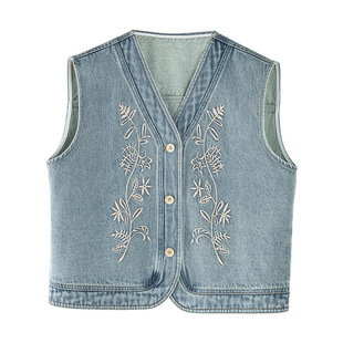 重工刺绣花牛仔背心女式宽松无袖2026夏新款马甲叠穿上衣纯棉马夹