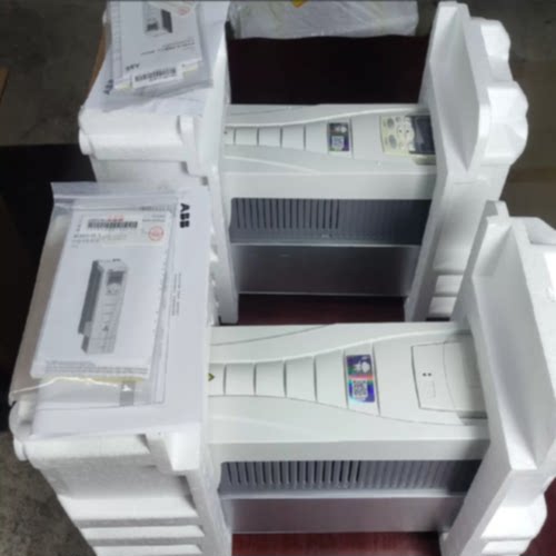 议价ACS320-03U-07A3-4 ACS320-03U-08A8-4 ABB变频器包邮咨询议