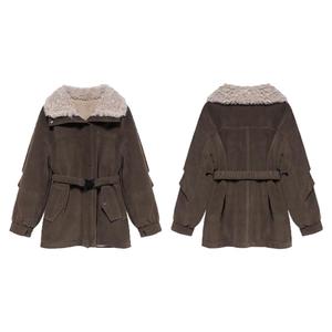 贰羊设计【絮集】复古工装风大翻领派克服女秋冬季毛毛领保暖棉服