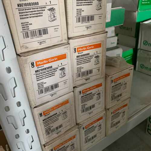 NSC100B3080 3P 80A 施耐德开关 实物图全新