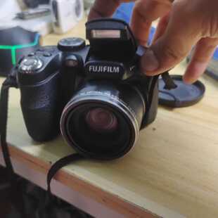 溢价-FinePix S1780,黑色,15倍光学变焦