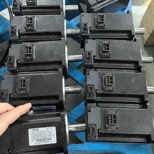溢价-MS6H-60CS30B3-20P4 信捷伺服电机 400W